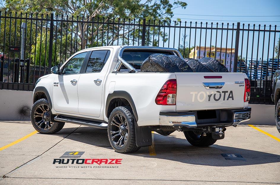 TOYOTA HILUX N80 4WD VAPOR BLACK MACHINED WITH DARK TINT